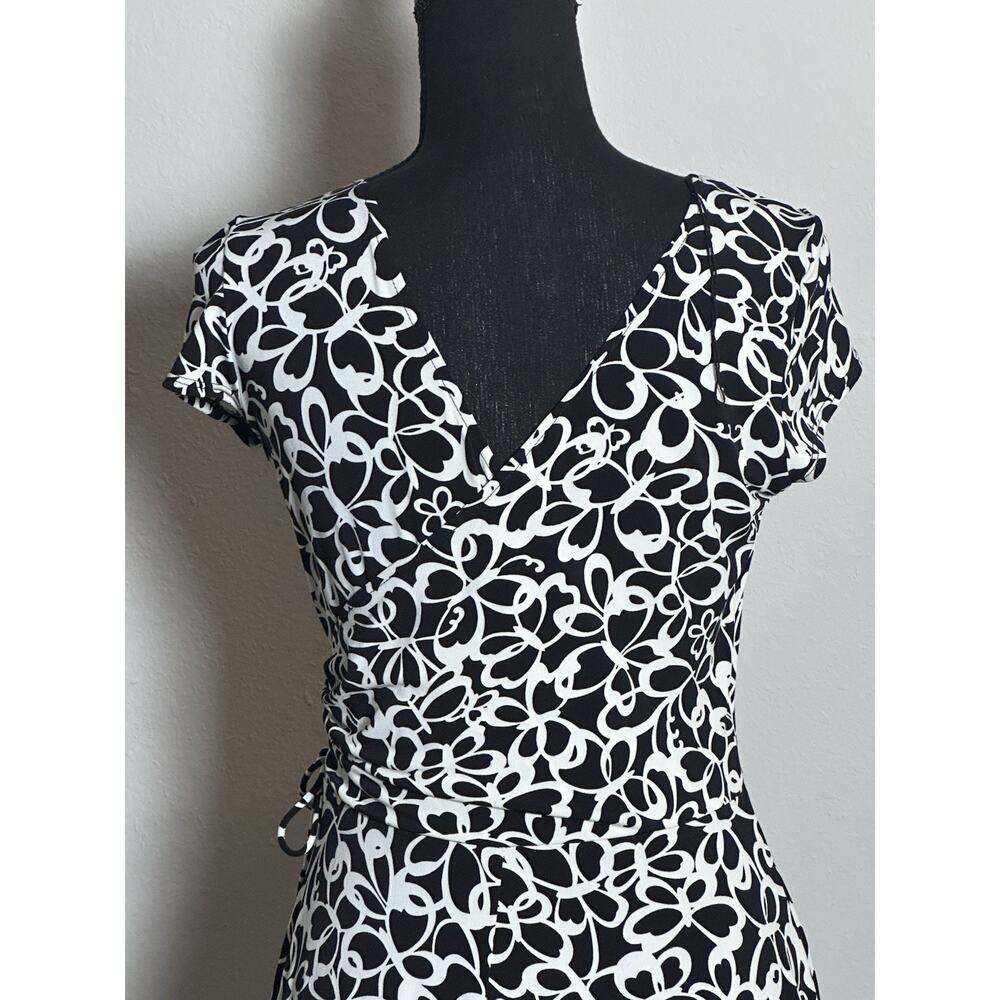 London Times Petite Women's Dress Black & White Cap Sleeve Dress Size 10P - Picture 16 of 16